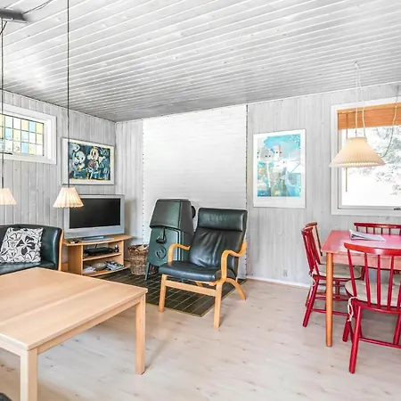 Sluseparken Aakirkeby Iii * Vester Somarken